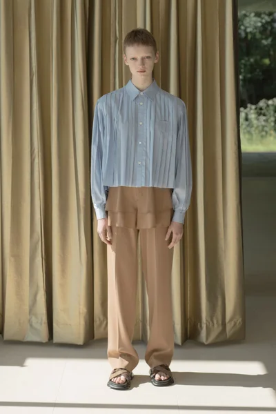 Look 5